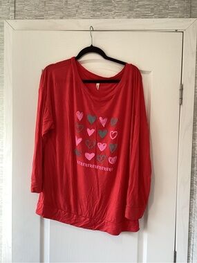 Celeste Red Long Sleeve Tee with Pink and Gray Heart Print 1XL EUC